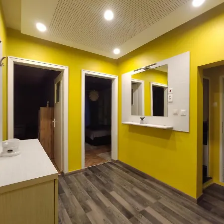 Fancy Downtown Flat *